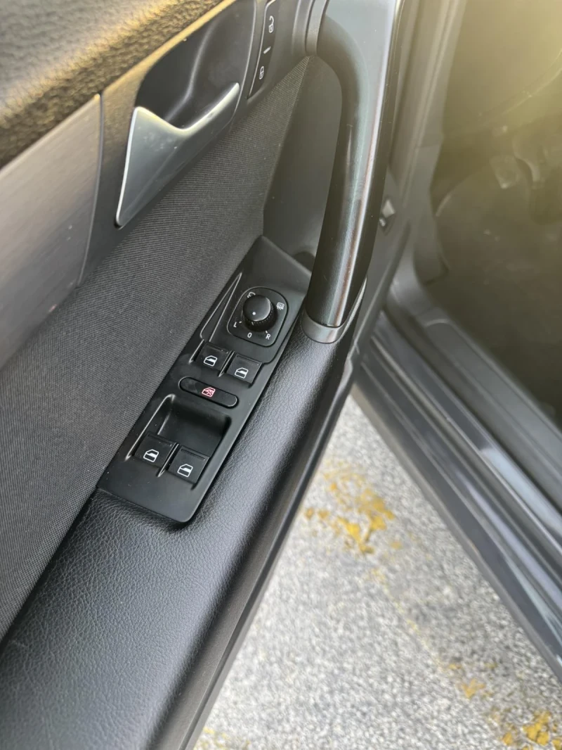 VW Passat, снимка 16 - Автомобили и джипове - 53540631