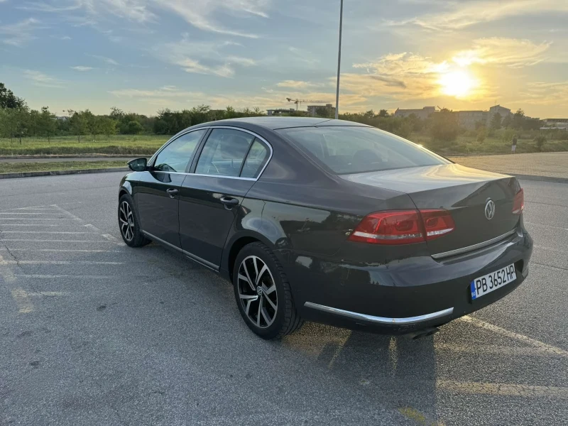 VW Passat, снимка 2 - Автомобили и джипове - 53540631