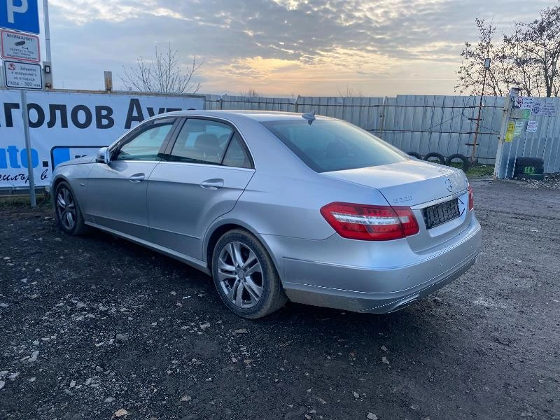 Mercedes-Benz E 220 651 на части , снимка 11 - Автомобили и джипове - 31659804