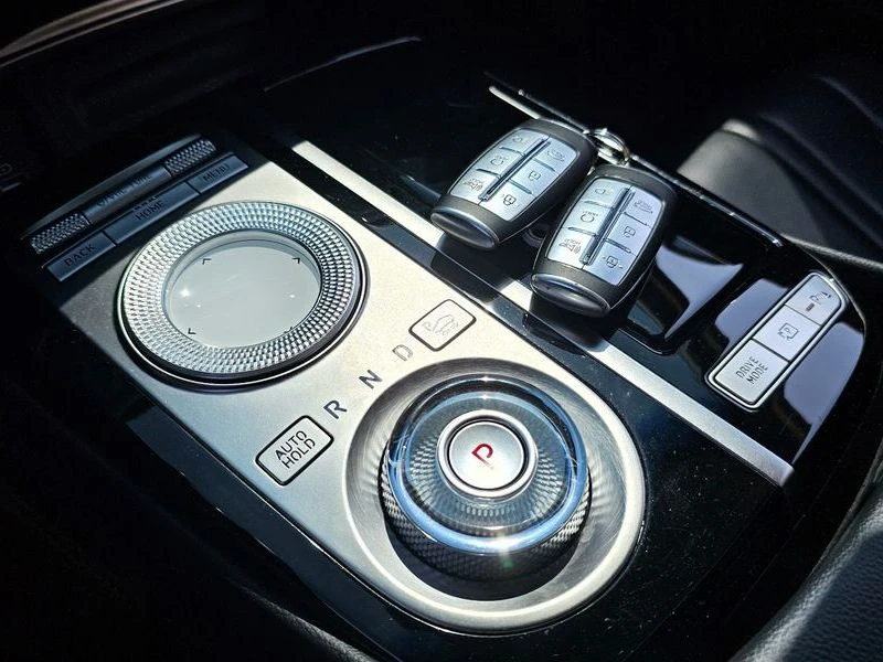 Genesis G80 3.5 Automatic, снимка 11 - Автомобили и джипове - 55599028