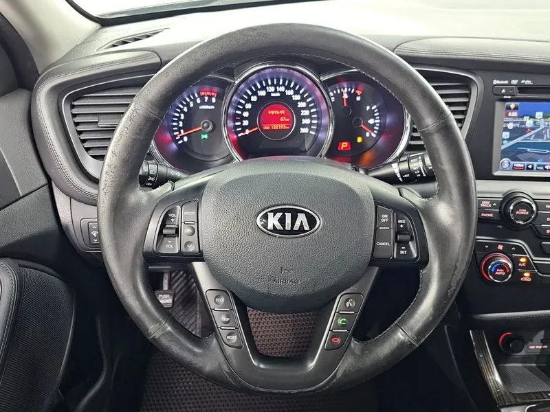 Kia K5 2.0 Luxury, снимка 12 - Автомобили и джипове - 56355177