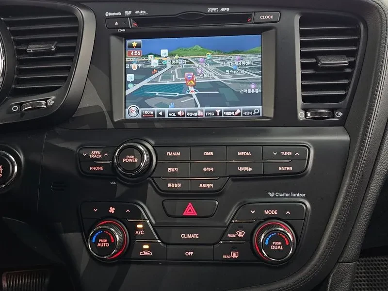 Kia K5 2.0 Luxury, снимка 15 - Автомобили и джипове - 56355177