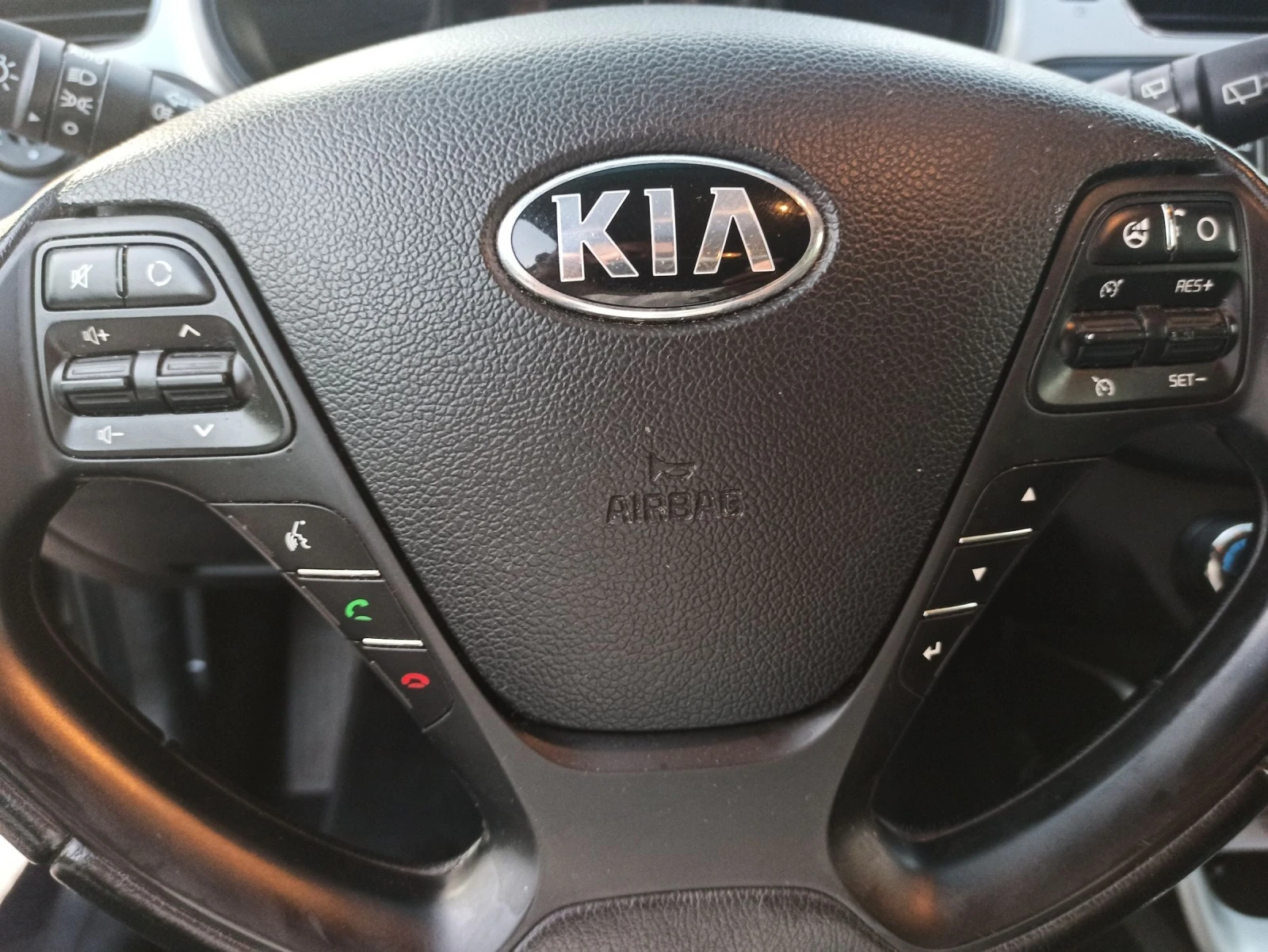 Kia Ceed 1.6 crdi  - изображение 6