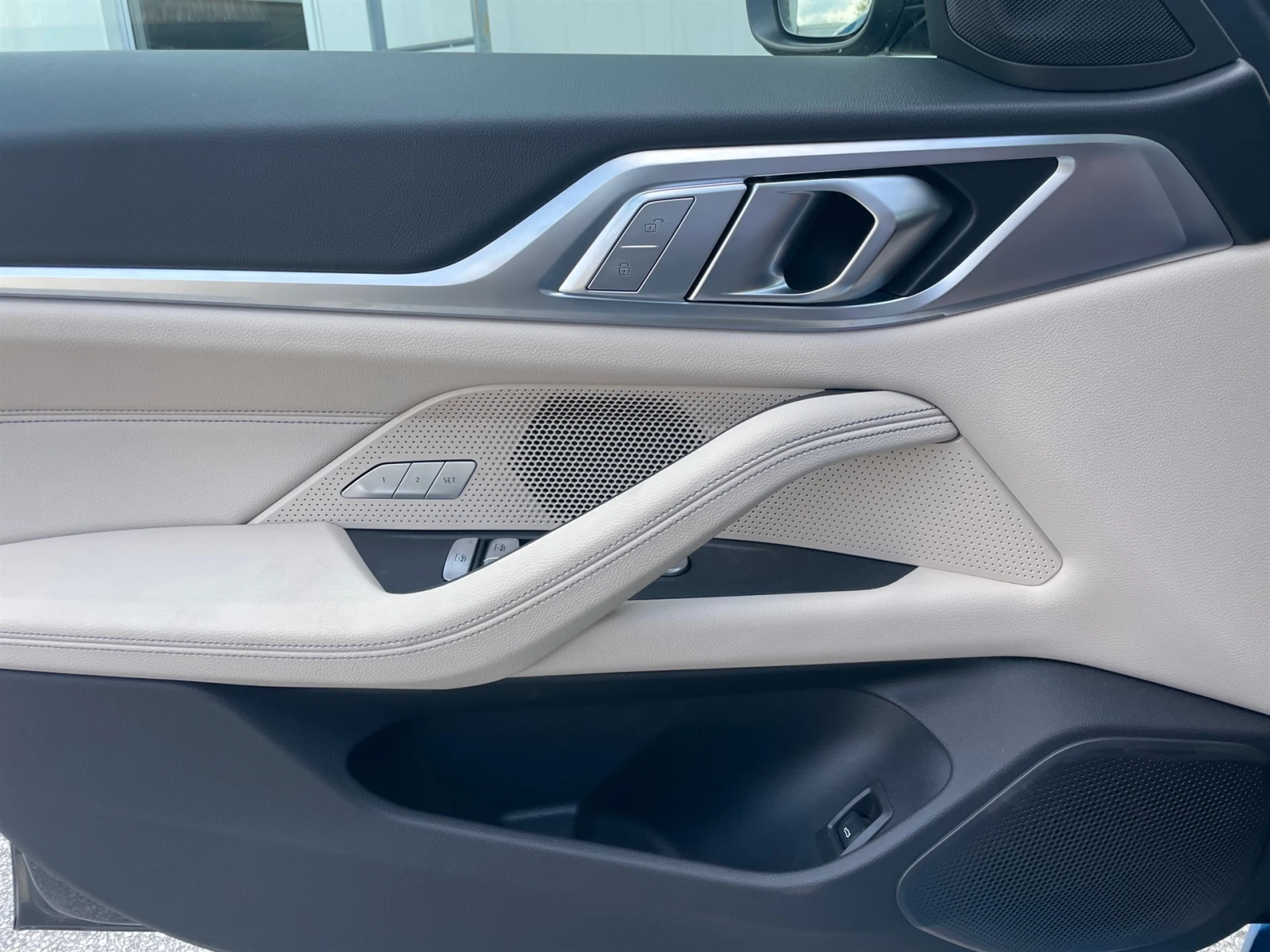 BMW i4 eDrive40   | Mobile.bg   14