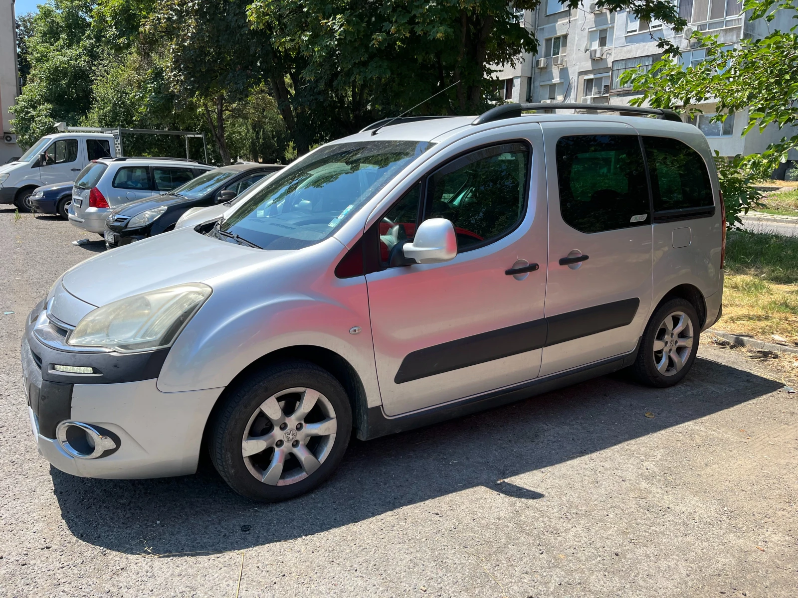 Citroen Berlingo 1.6 HDI  XTR - изображение 3