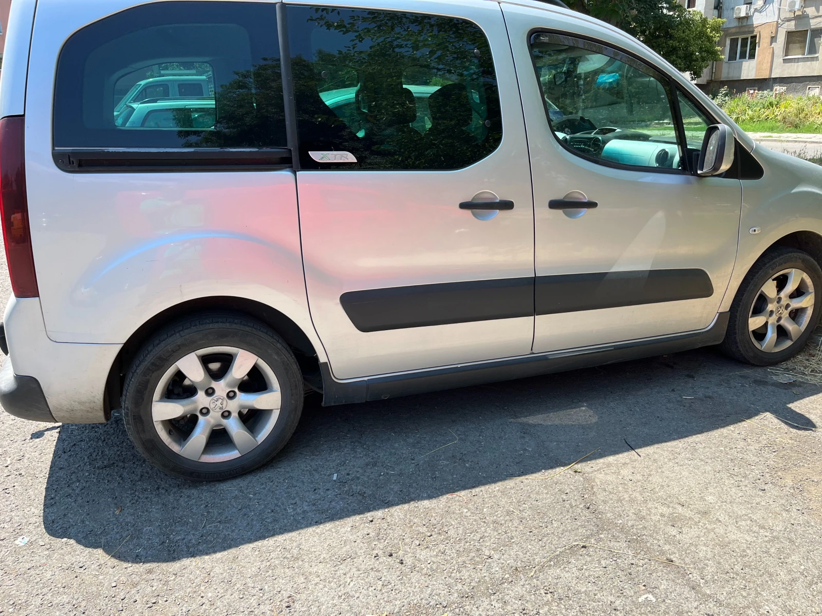 Citroen Berlingo 1.6 HDI  XTR - изображение 6