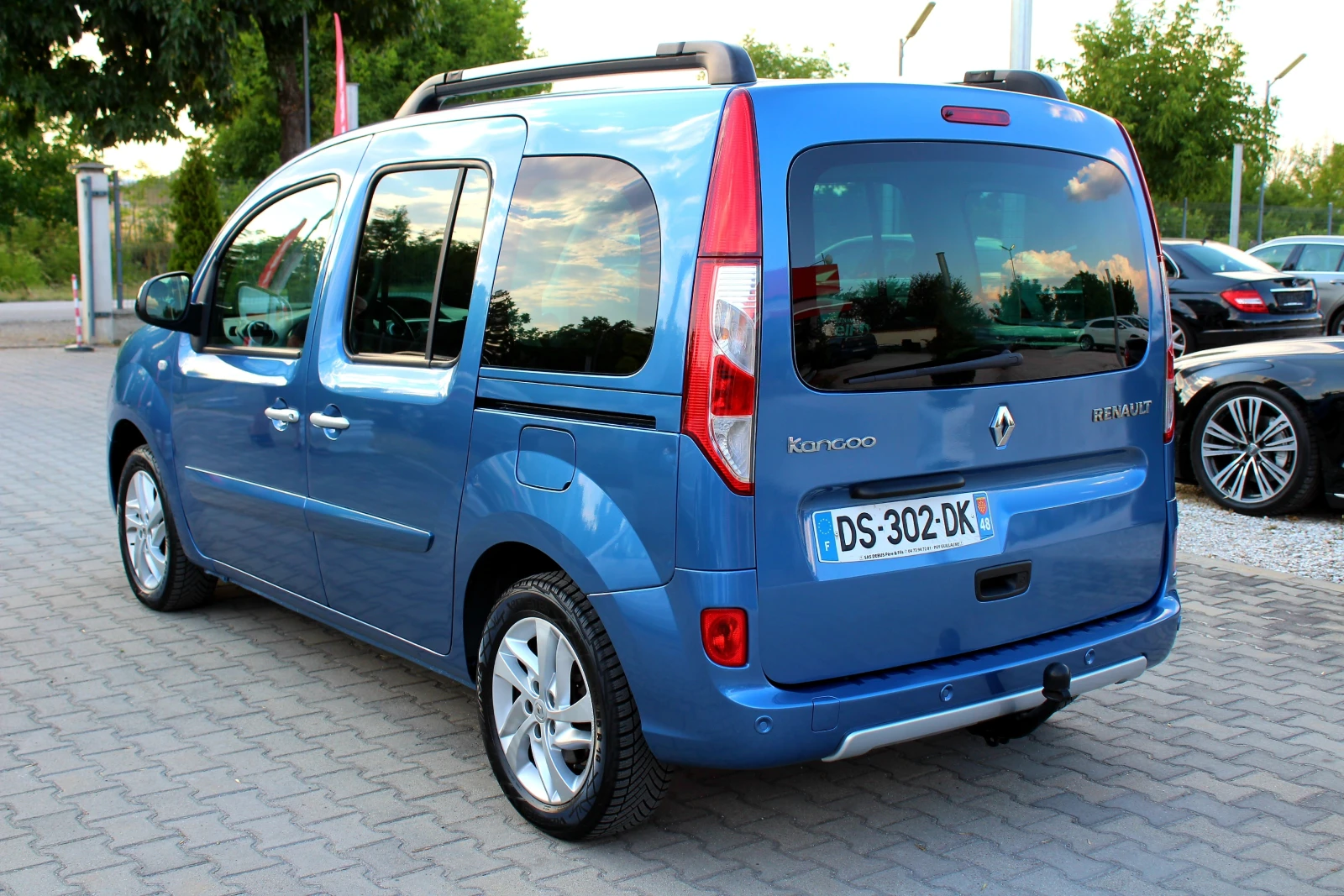 Renault Kangoo 1.2i ЛИЗИНГ/ПЕРФЕКТНО - изображение 5