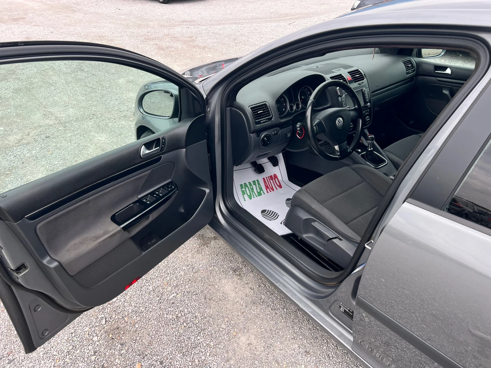 VW Golf 1.6i-ГАЗ - изображение 7