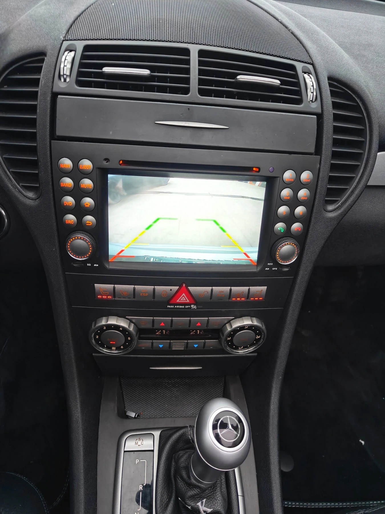 Mercedes-Benz SLK 350  - изображение 8