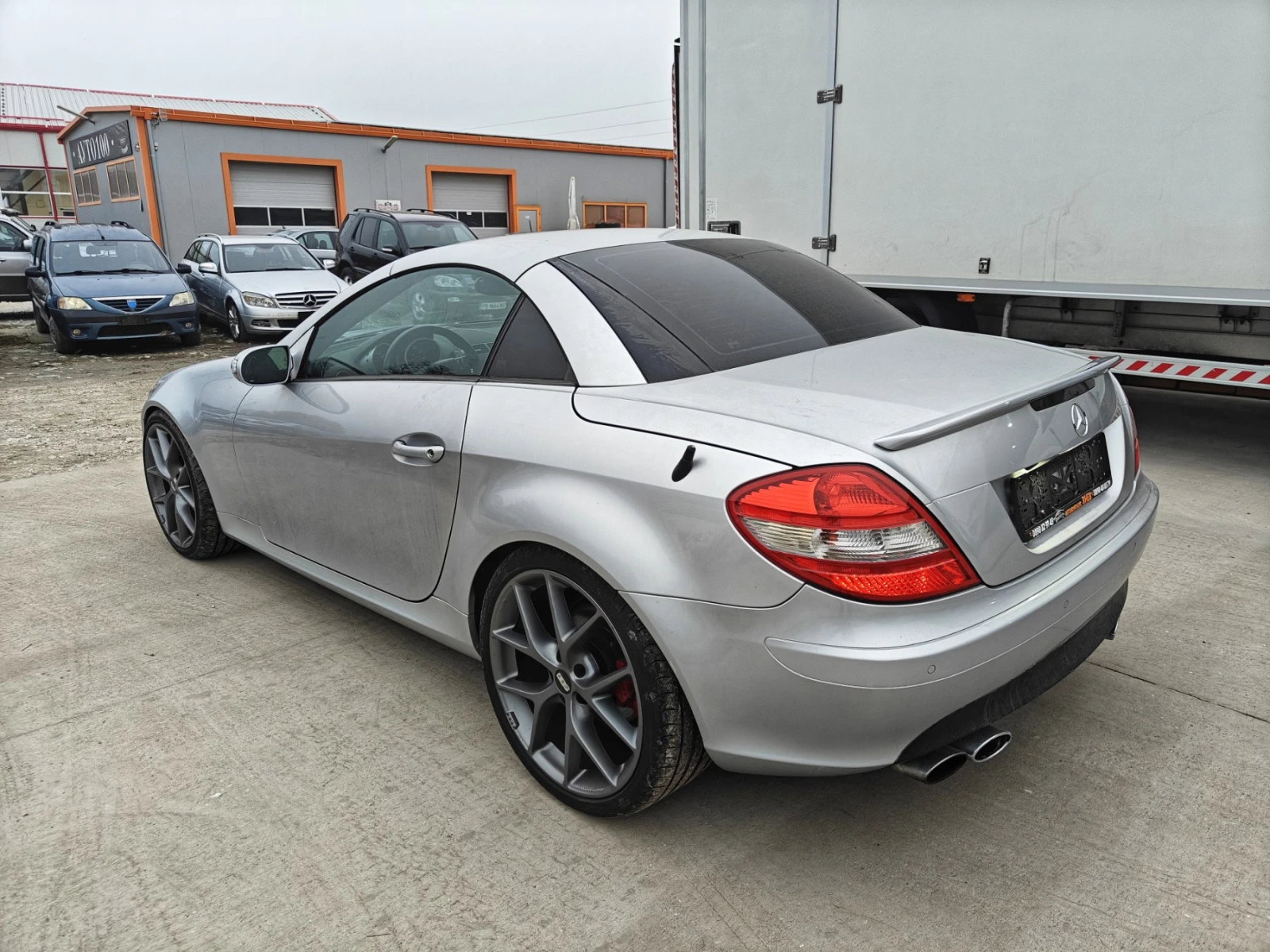 Mercedes-Benz SLK 350  - изображение 4