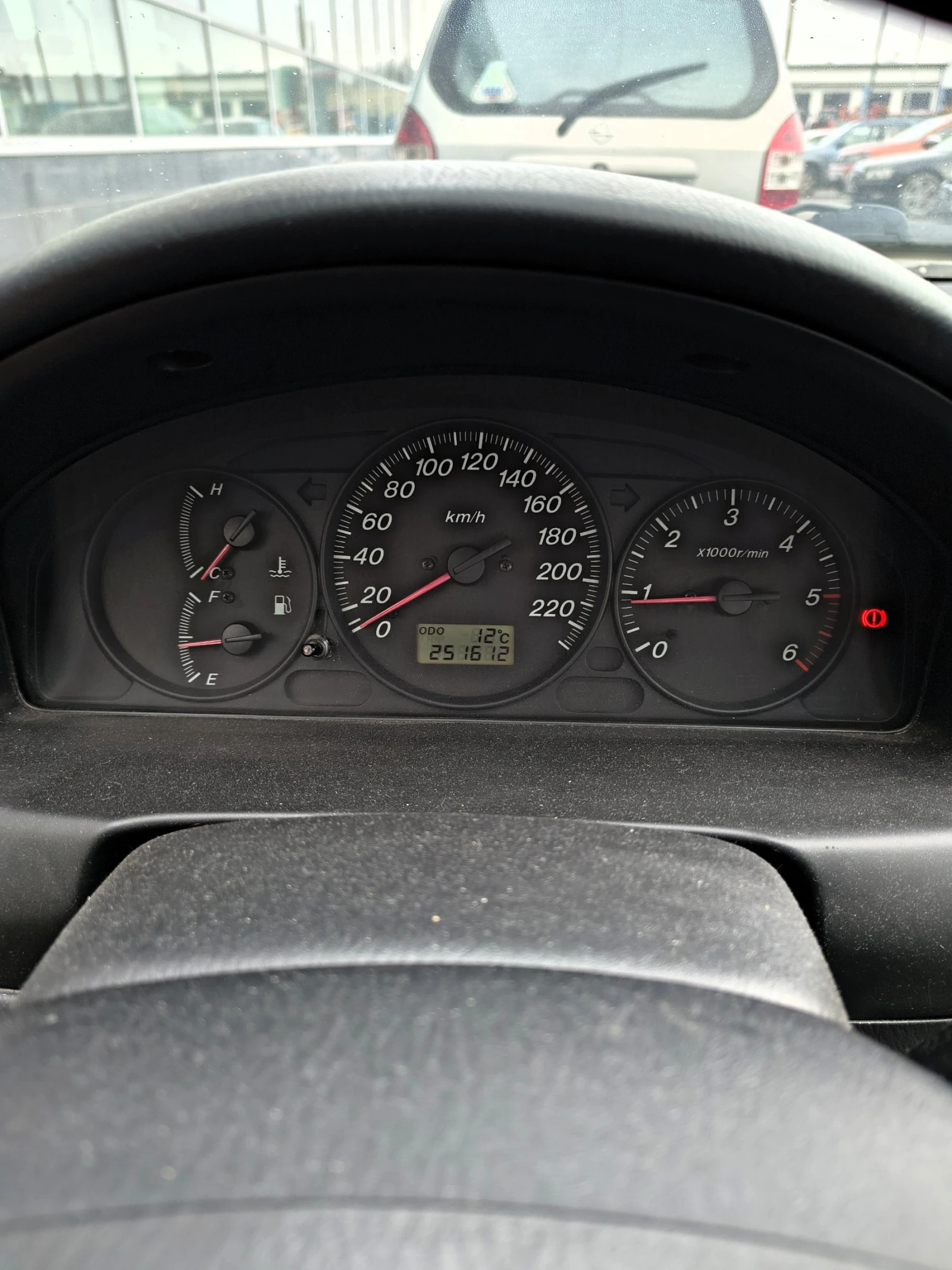 Mazda 323  - изображение 6