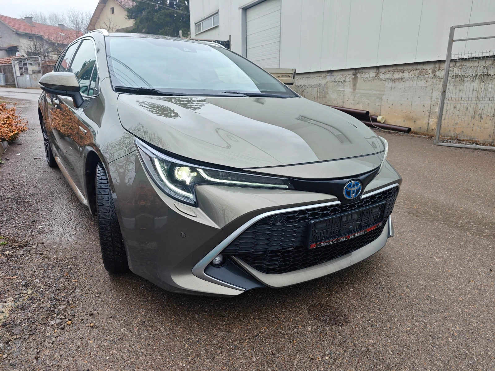 Toyota Corolla TS Executive - изображение 3