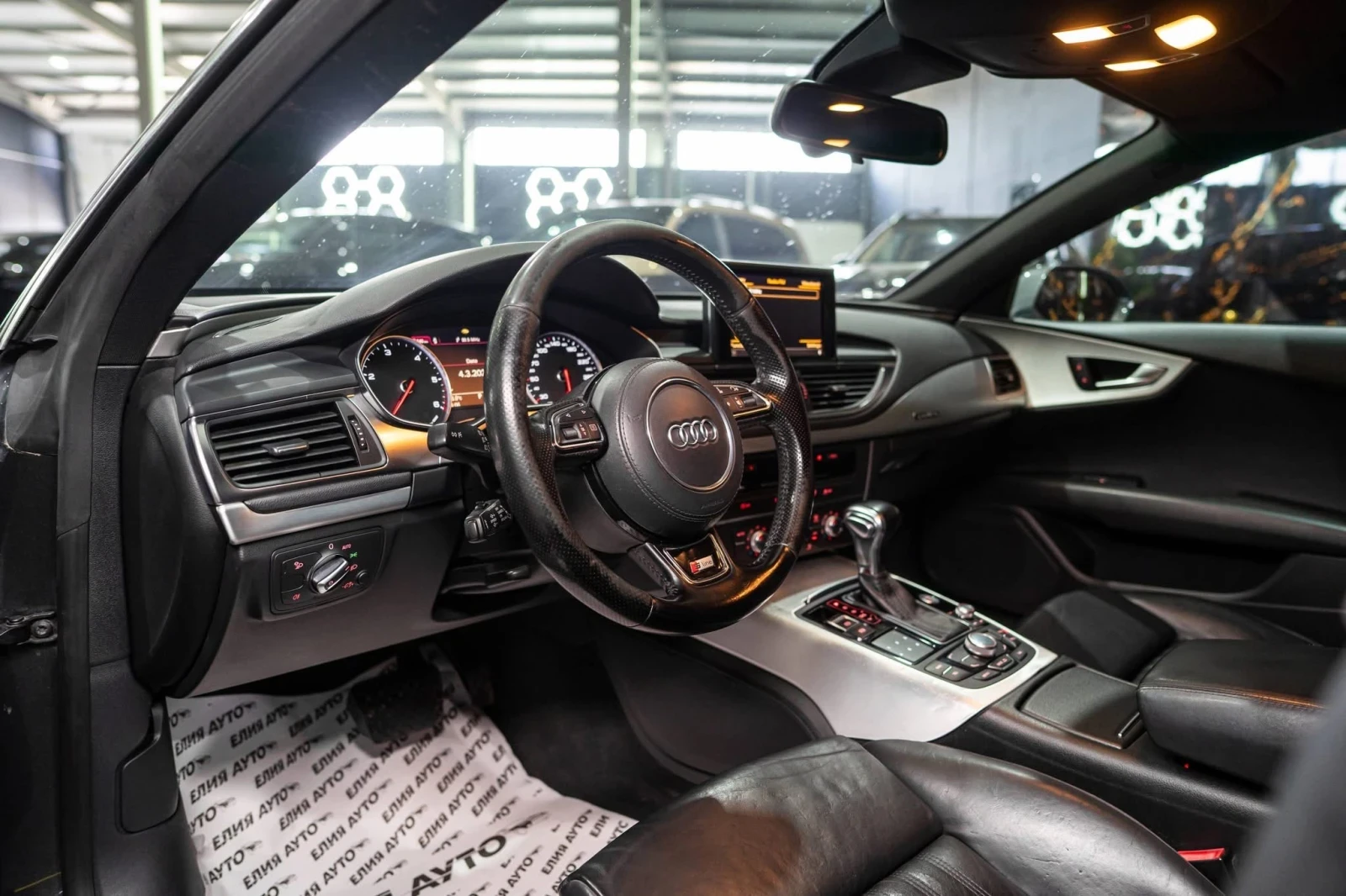 Audi A7 3.0TDI QUATTRO FULL S LINE LED NAVI ЛИЗИНГ 100%, снимка 12 - Автомобили и джипове - 53776120