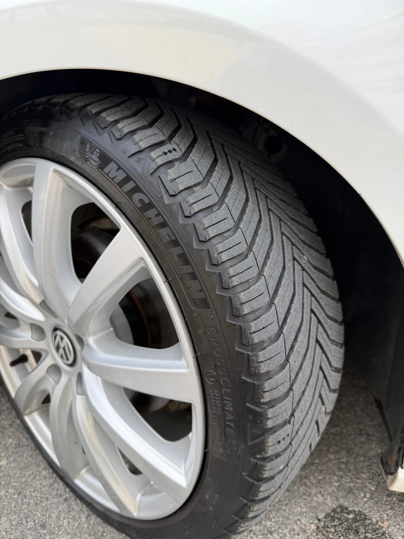 VW Golf 2.0TDI* 2 x R Line* 150к.с., снимка 8 - Автомобили и джипове - 54089185