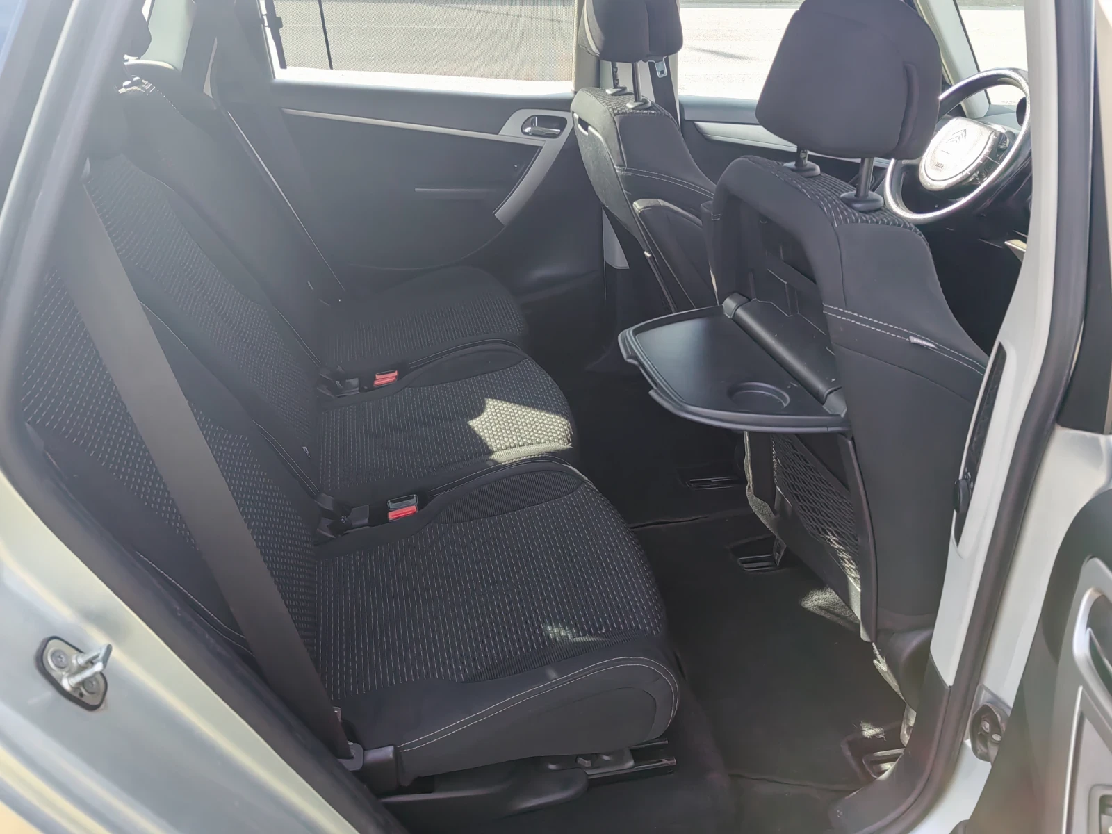 Citroen C4 Picasso 1.6i gaz 120ps, снимка 11 - Автомобили и джипове - 54138923