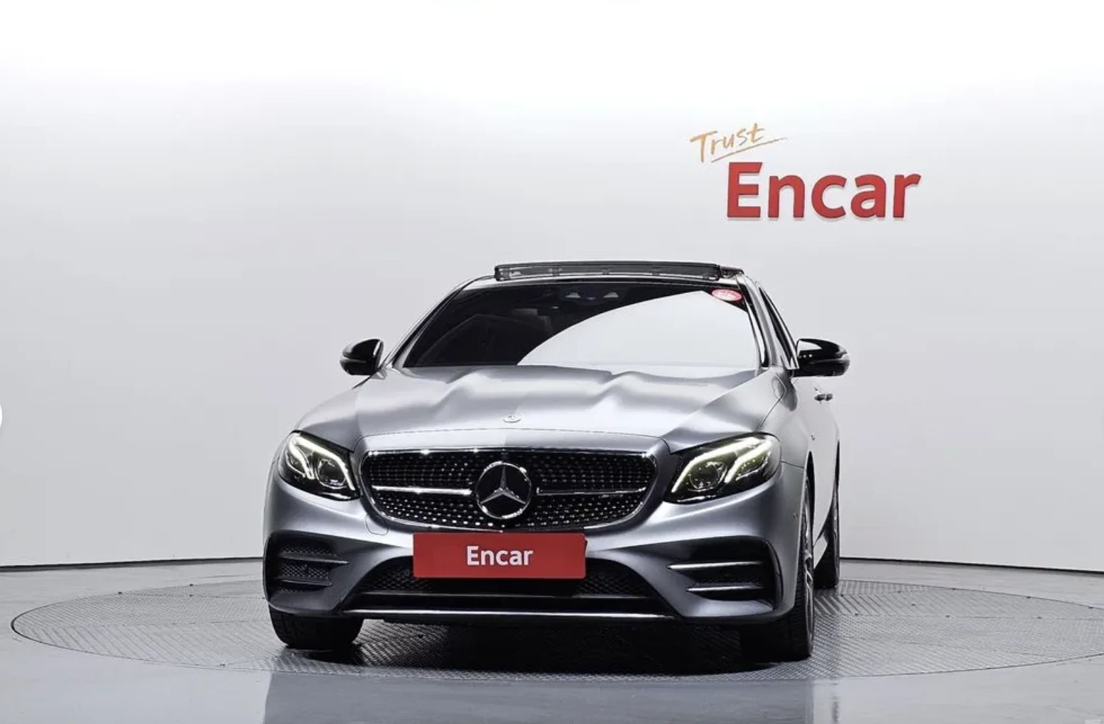 Mercedes-Benz E 53 AMG 4MATIC PLUS* Подгрев* ОБДУХВАНЕ* 360* HUD* Blind S, снимка 3 - Автомобили и джипове - 54220522