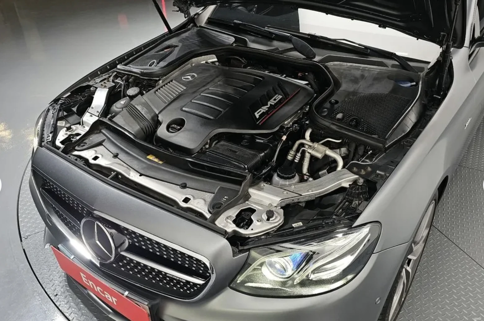 Mercedes-Benz E 53 AMG 4MATIC PLUS* Подгрев* ОБДУХВАНЕ* 360* HUD* Blind S, снимка 6 - Автомобили и джипове - 54220522