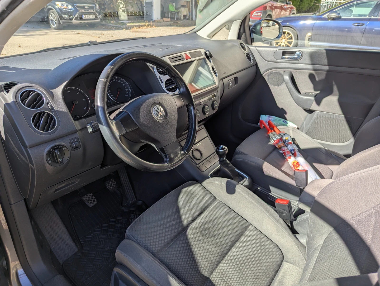 VW Golf Plus, снимка 6 - Автомобили и джипове - 54307925