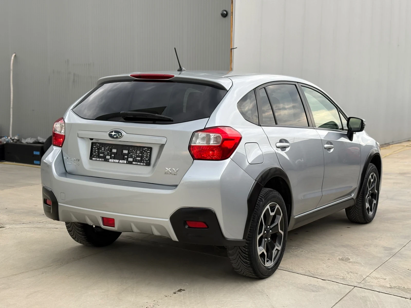 Subaru XV 1.6 ГАЗ/4х4/Automatic/Камера/Подгрев/, снимка 6 - Автомобили и джипове - 54360035