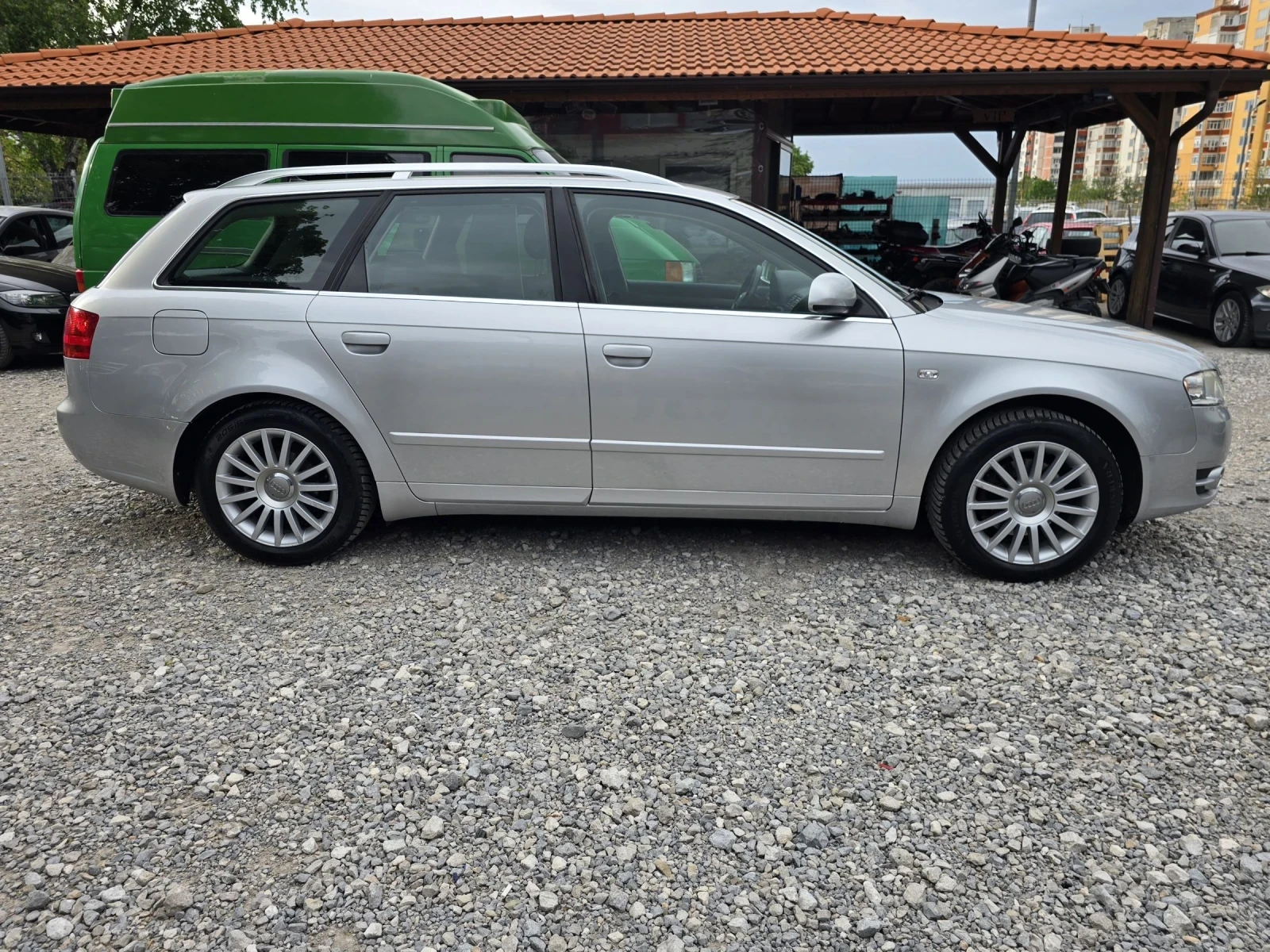 Audi A4 2.0TDI QUATTRO XENON , снимка 7 - Автомобили и джипове - 54461671