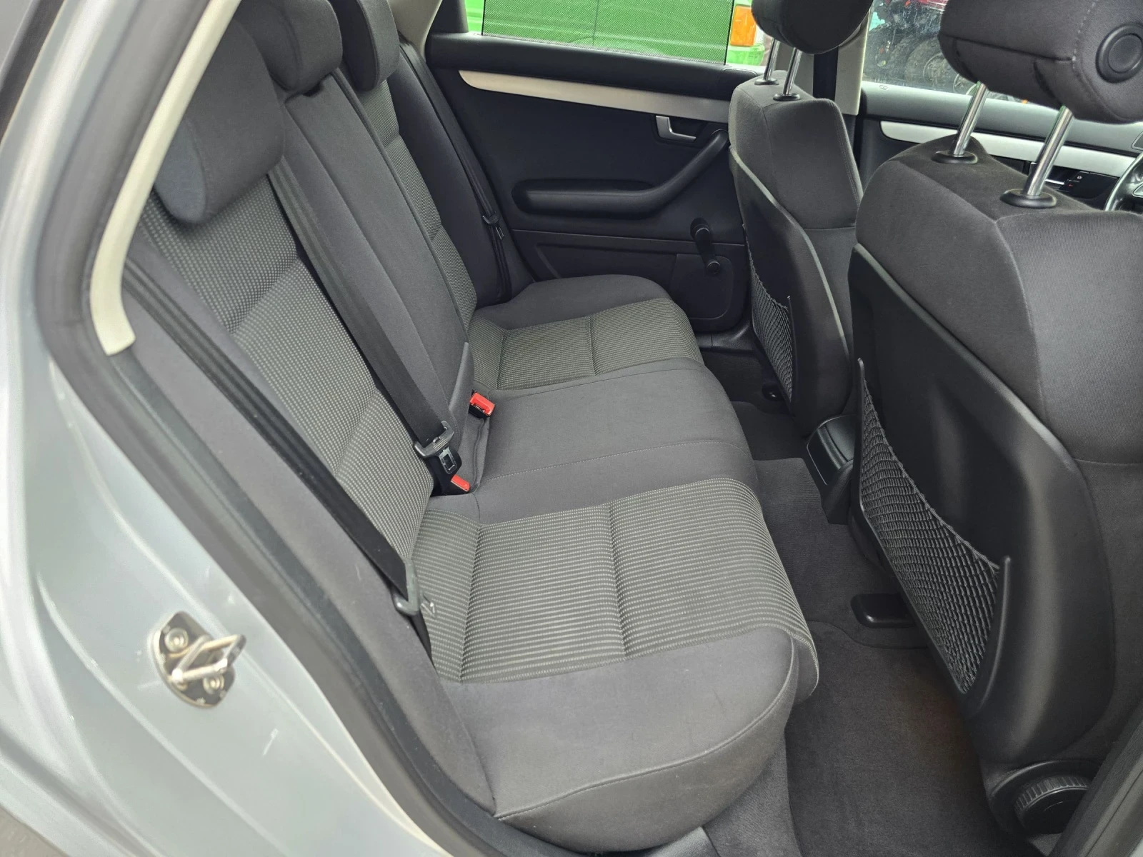 Audi A4 2.0TDI QUATTRO XENON , снимка 9 - Автомобили и джипове - 54461671