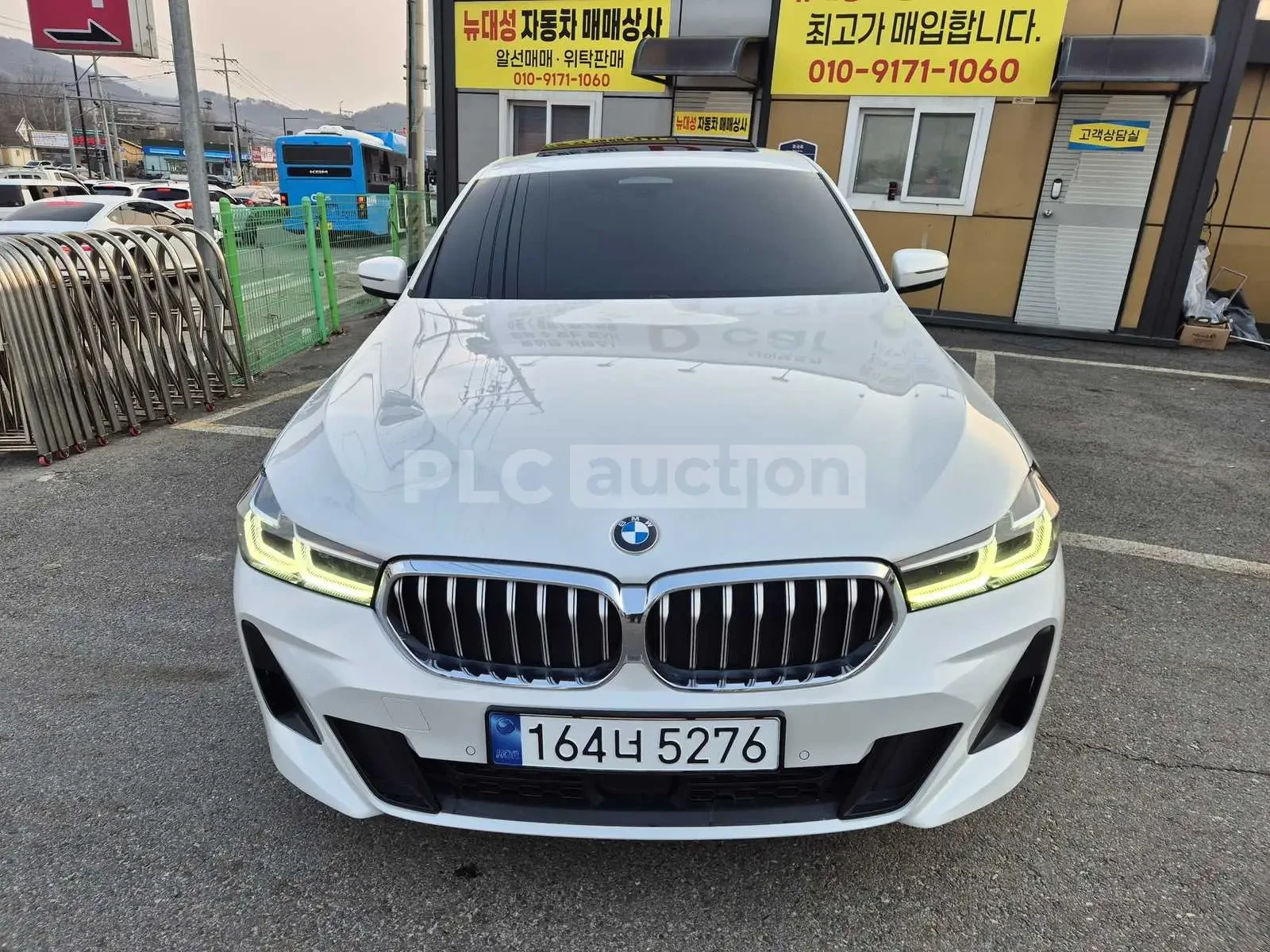 BMW 620 HEAD-UP * ОДБУХВАНЕ * PANO * 360 * KEYLESS