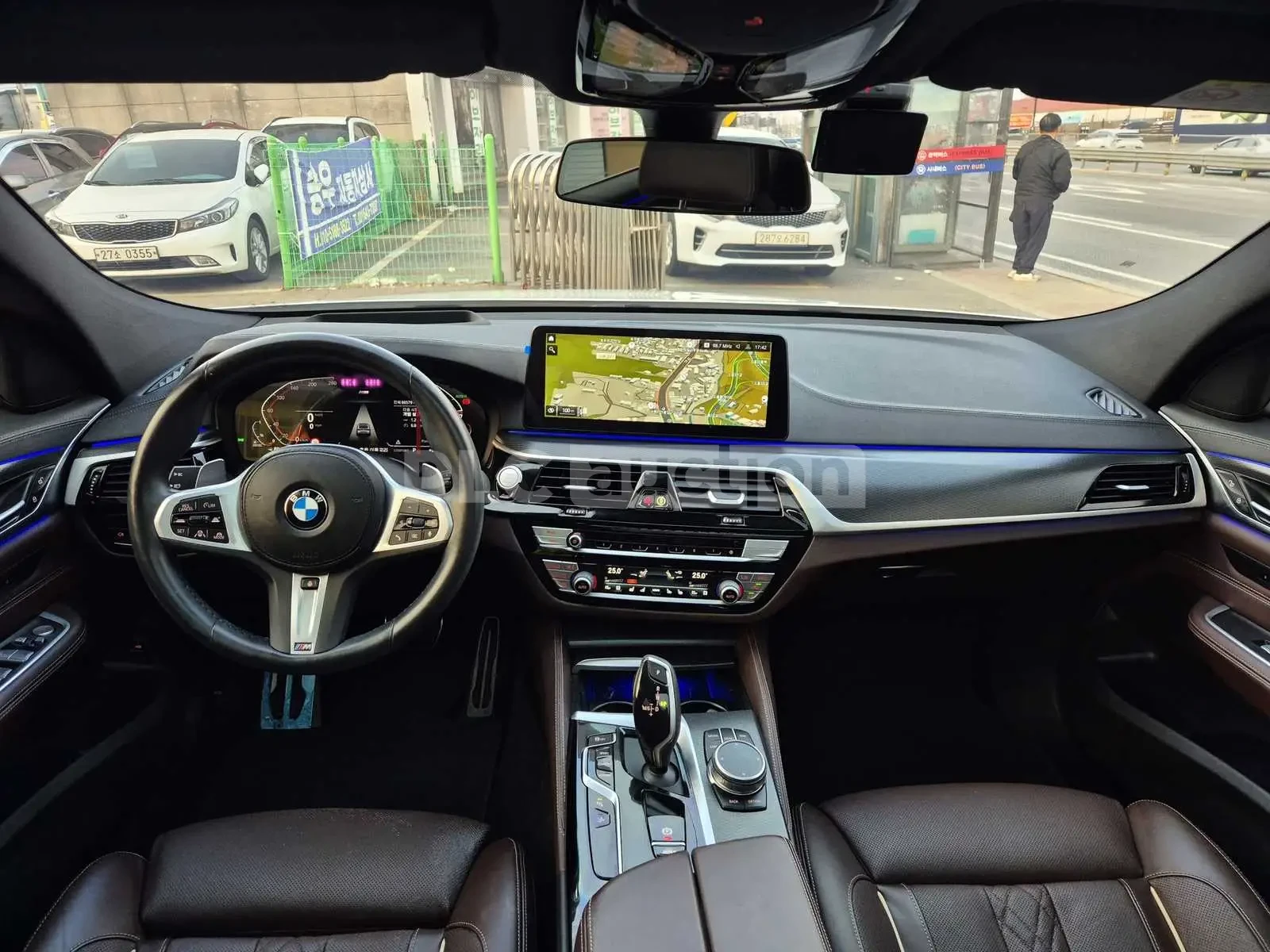 BMW 620 HEAD-UP * ОДБУХВАНЕ * PANO * 360 * KEYLESS, снимка 5 - Автомобили и джипове - 54554808