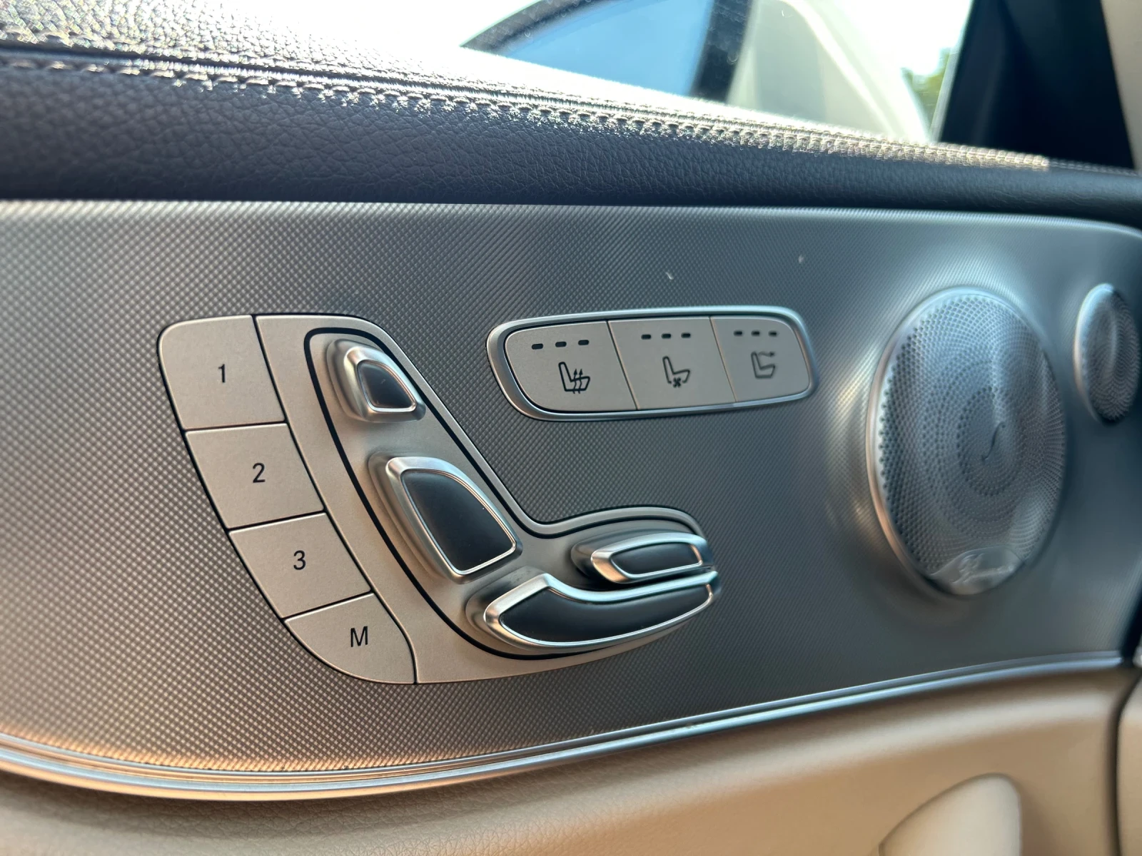 Mercedes-Benz E 350 D 4matic, снимка 14 - Автомобили и джипове - 55068088