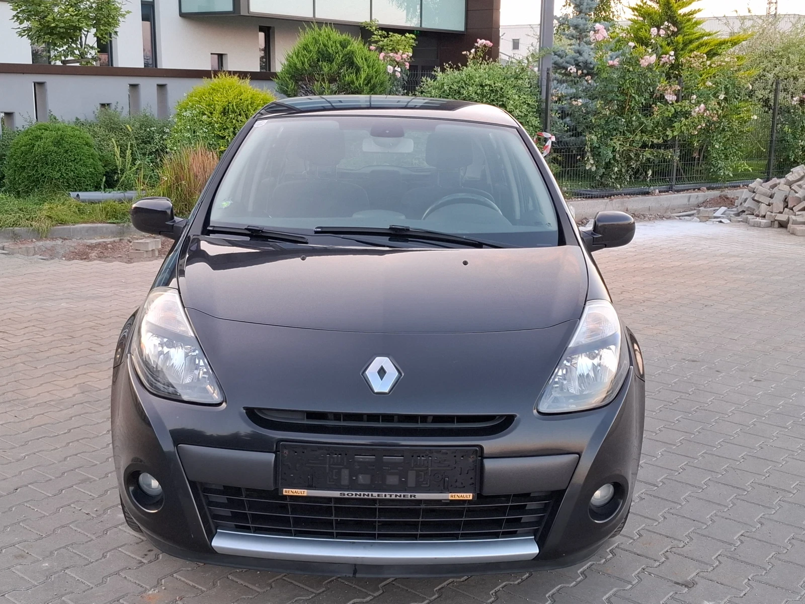 Renault Clio 1.2i* (75кс)* FACELIFT* * НОВ ВНОС* * , снимка 13 - Автомобили и джипове - 55072999