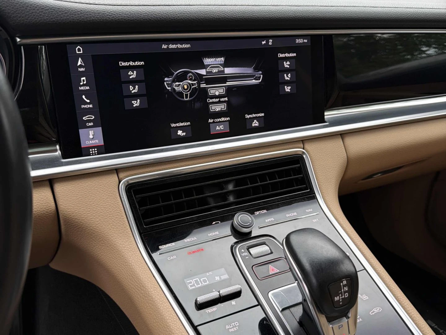 Porsche Panamera Digital* Keyless* Камера* CarPlay, снимка 8 - Автомобили и джипове - 55270824