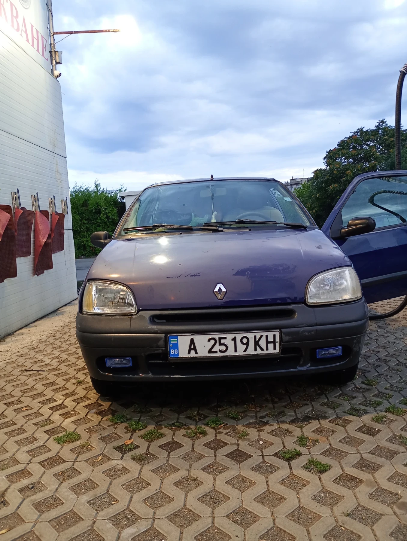 Renault Clio, снимка 2 - Автомобили и джипове - 55409436