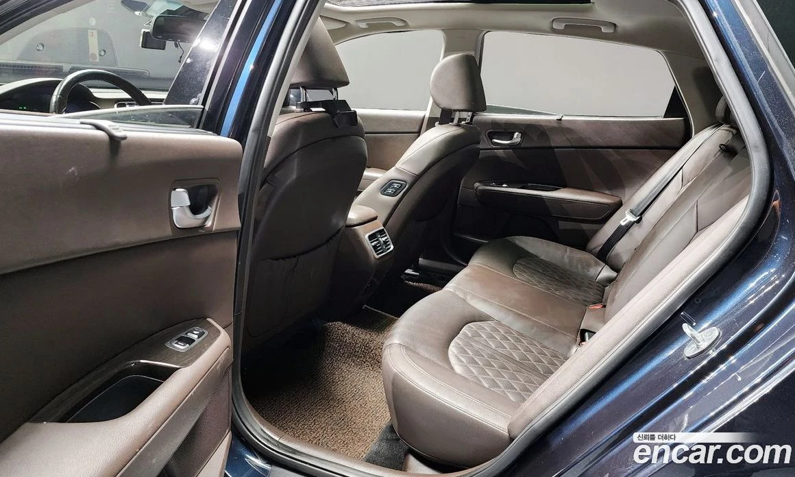 Kia K5 2.0 Intelligent, снимка 12 - Автомобили и джипове - 55669073