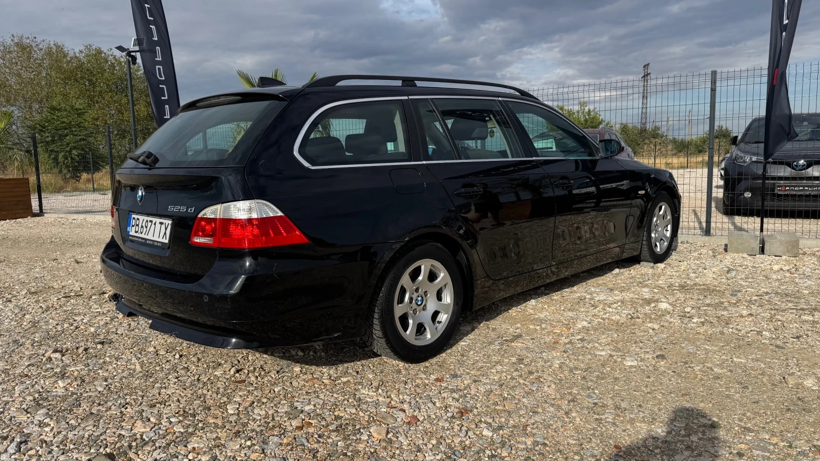 BMW 525 * Touring / автомат/ сервизирана редовно/ , снимка 6 - Автомобили и джипове - 56166002