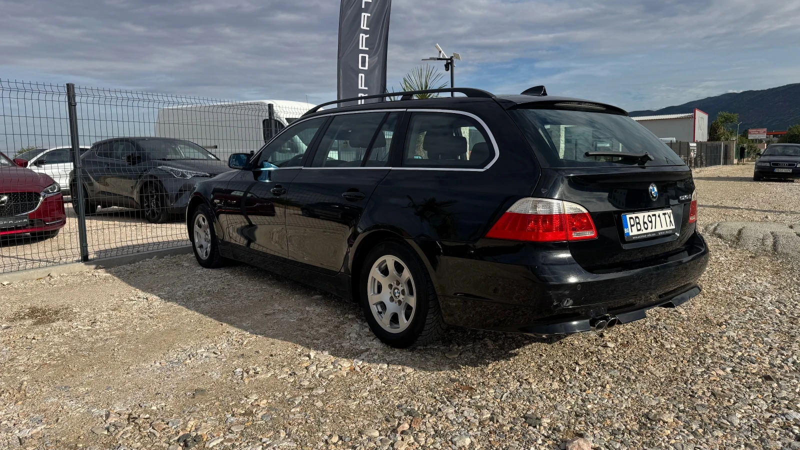 BMW 525 * Touring / автомат/ сервизирана редовно/ , снимка 11 - Автомобили и джипове - 56166002