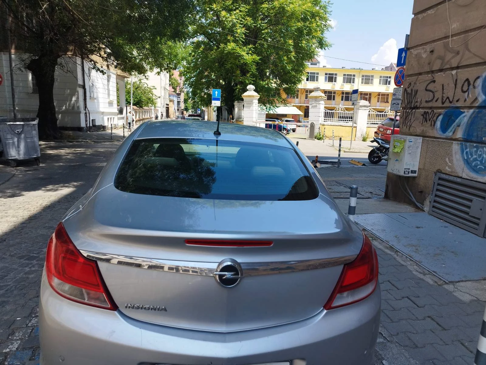 Opel Insignia, снимка 3 - Автомобили и джипове - 56238963