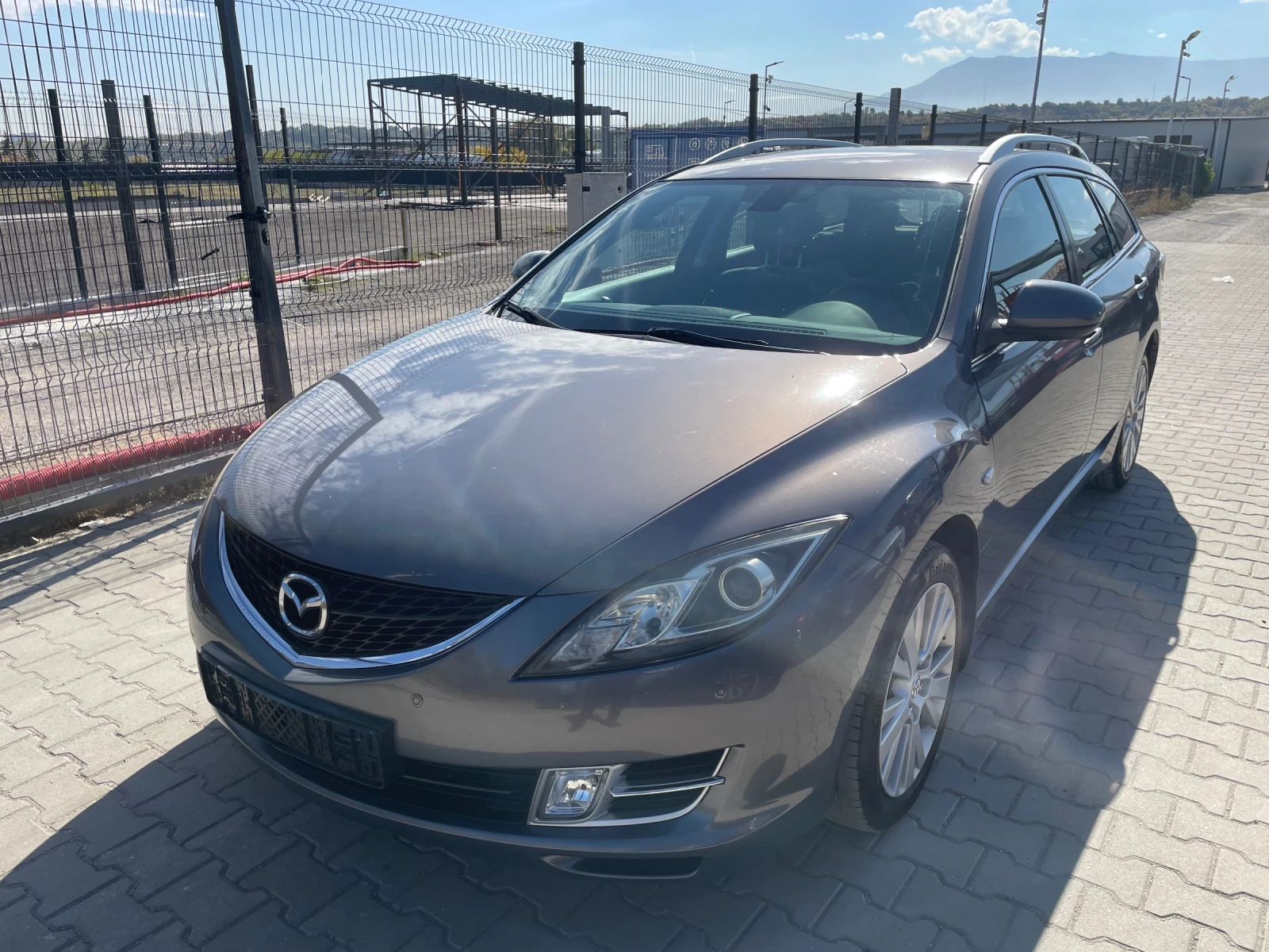Mazda 6 2.0I