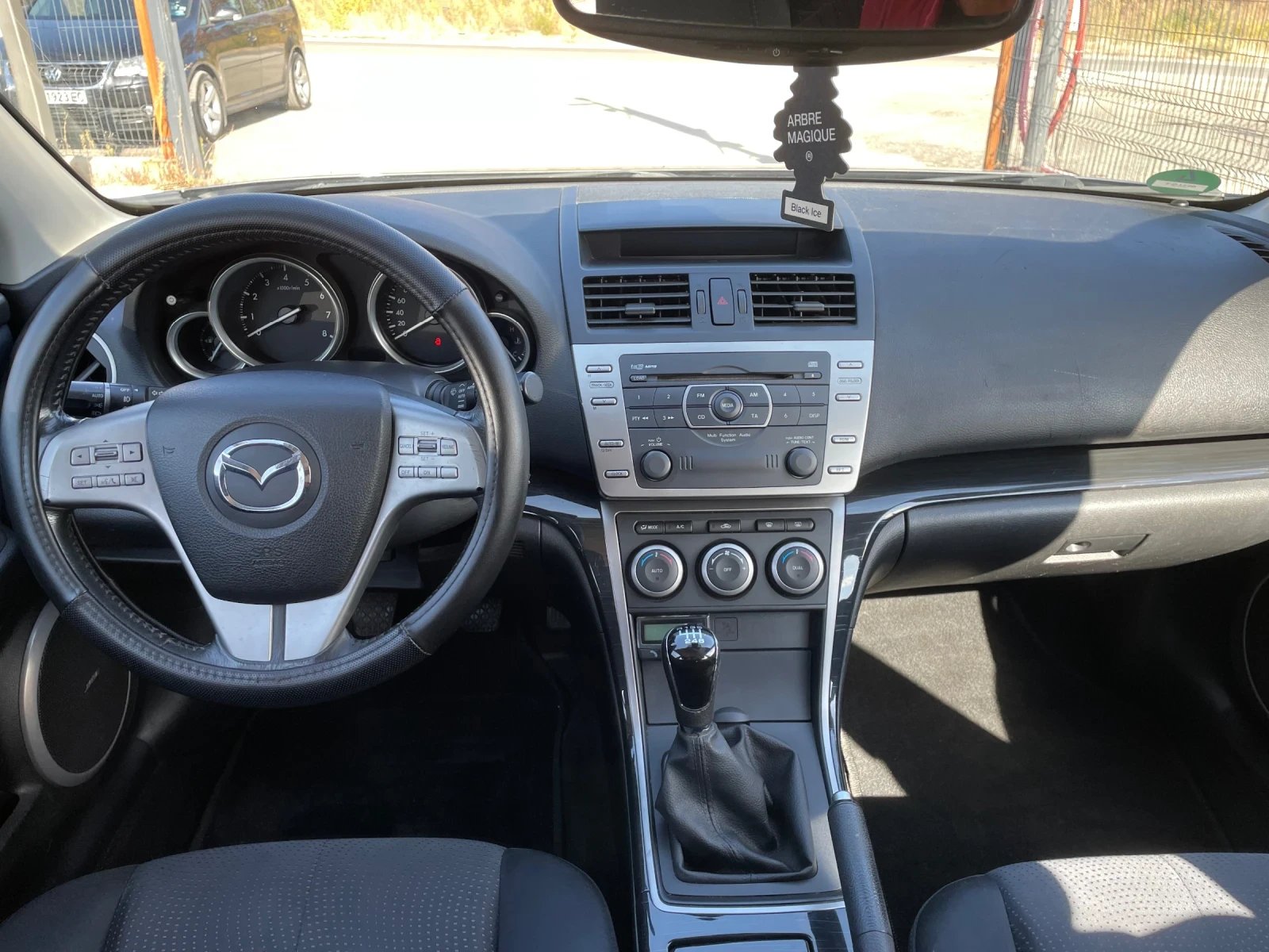 Mazda 6 2.0I, снимка 9 - Автомобили и джипове - 56438780
