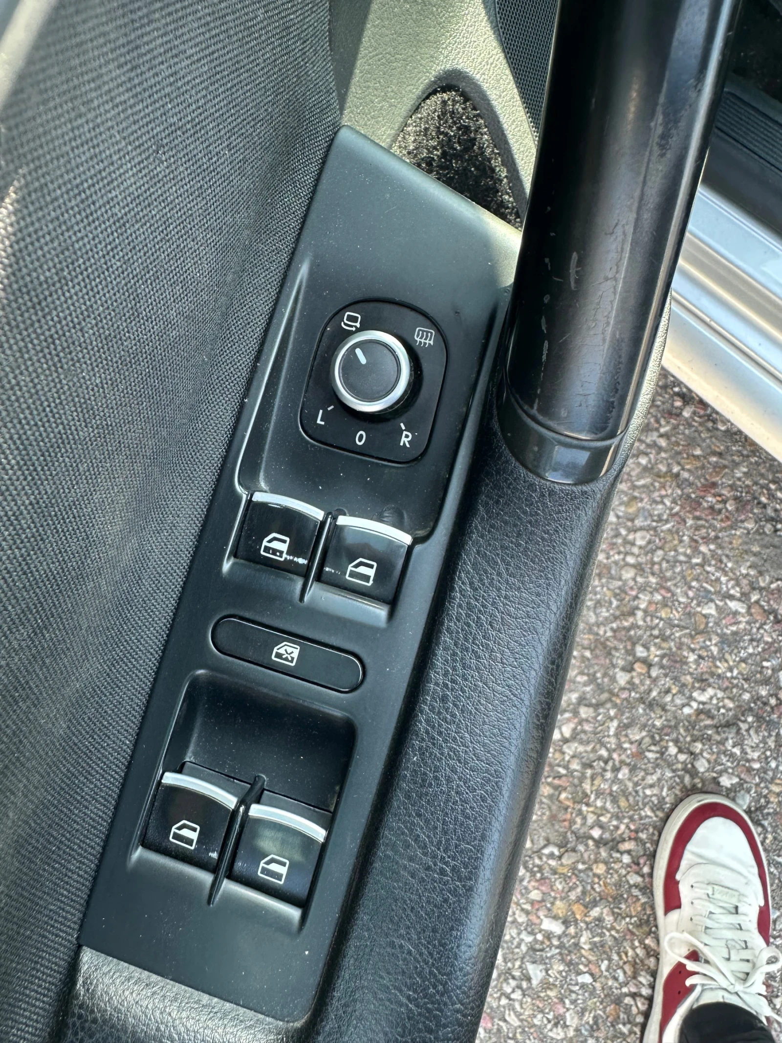 VW Passat 2.0TDI* CFF* DSG* , снимка 8 - Автомобили и джипове - 56666508