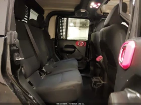Jeep Gladiator Sport S 4X4, снимка 8