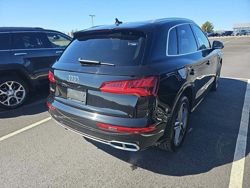 Audi SQ5, снимка 2 - Автомобили и джипове - 49367396