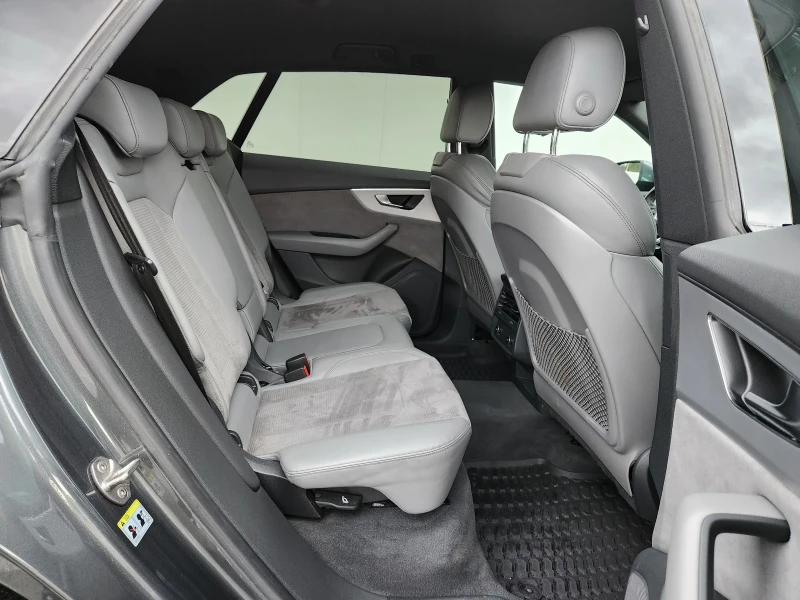 Audi Q8 50TDI, S-LINE, КАТО НОВА, снимка 13 - Автомобили и джипове - 52598123