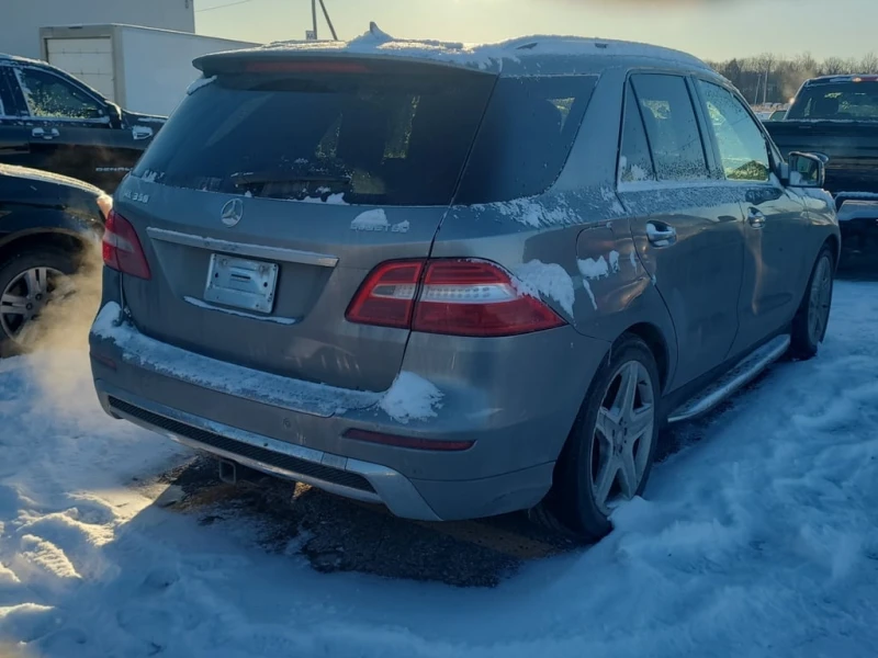Mercedes-Benz ML * 350 BLUETEC * CARFAX * БЕЗ ПЪРВОНАЧАЛНА ВНОСКА, снимка 3 - Автомобили и джипове - 52697008