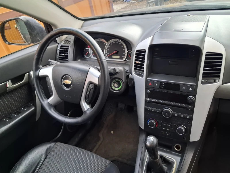 Chevrolet Captiva 2 4I* 4×4* 7местен* ХОЛАНДИЯ, снимка 6 - Автомобили и джипове - 52966038
