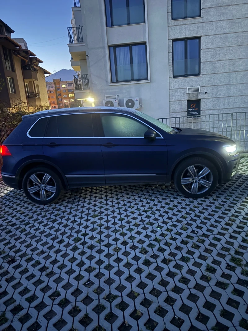 VW Tiguan 2.0 TDI 4 MOTION DSG HIGHLINE, снимка 3 - Автомобили и джипове - 53593502
