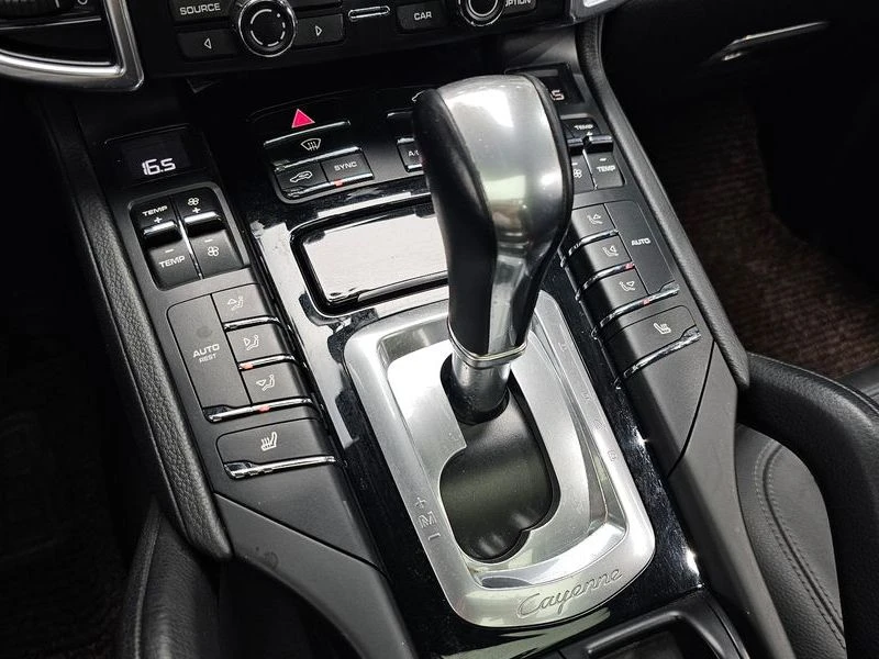 Porsche Cayenne 3.0 Diesel| 245к.с., снимка 9 - Автомобили и джипове - 55987296