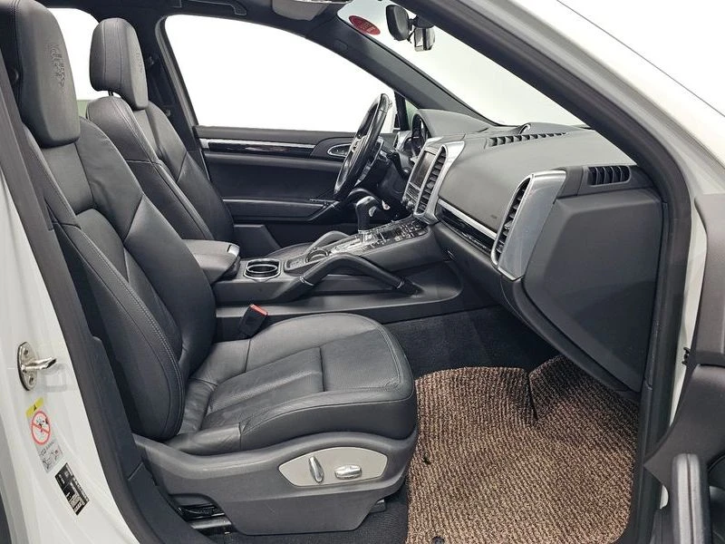 Porsche Cayenne 3.0 Diesel| 245к.с., снимка 10 - Автомобили и джипове - 55987296