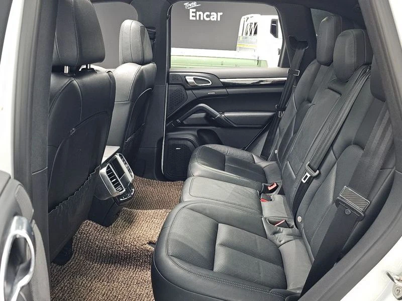 Porsche Cayenne 3.0 Diesel| 245к.с., снимка 12 - Автомобили и джипове - 55987296