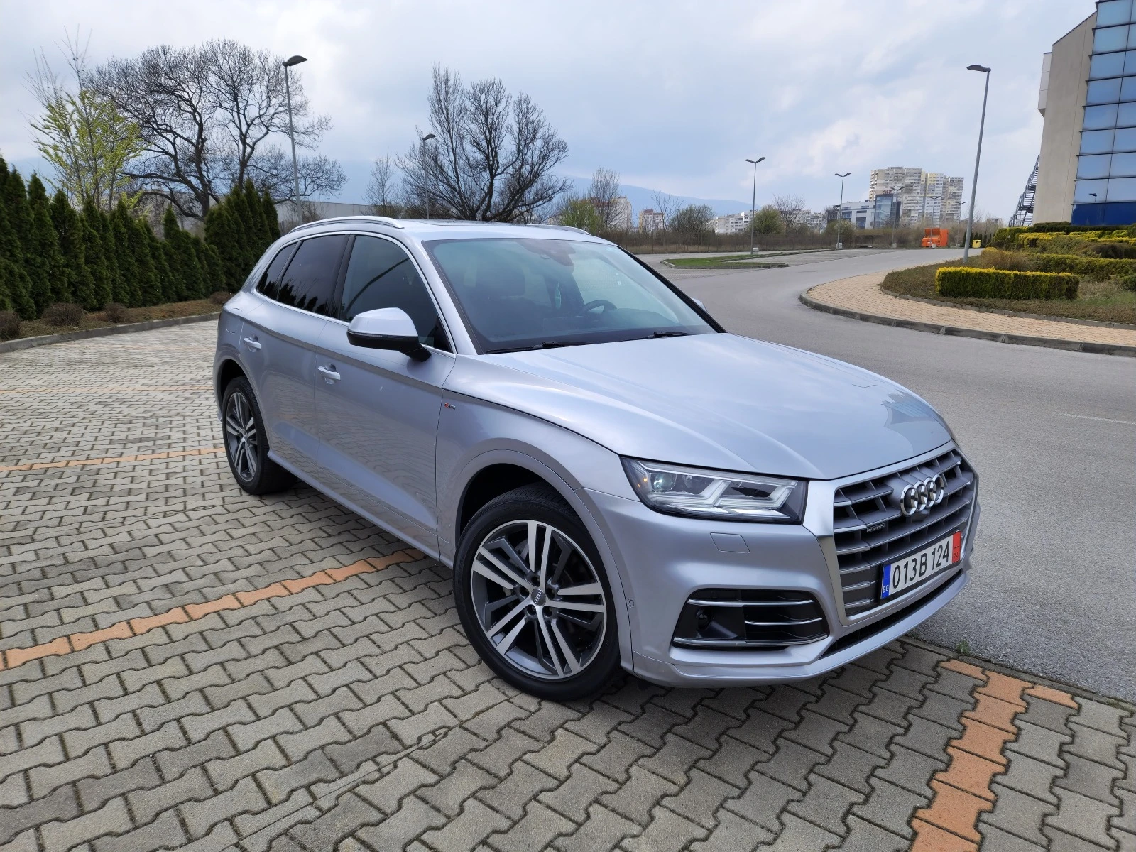 Audi Q5 2.0TFSI* S LINE* FULL * DIGITAL*  - изображение 4