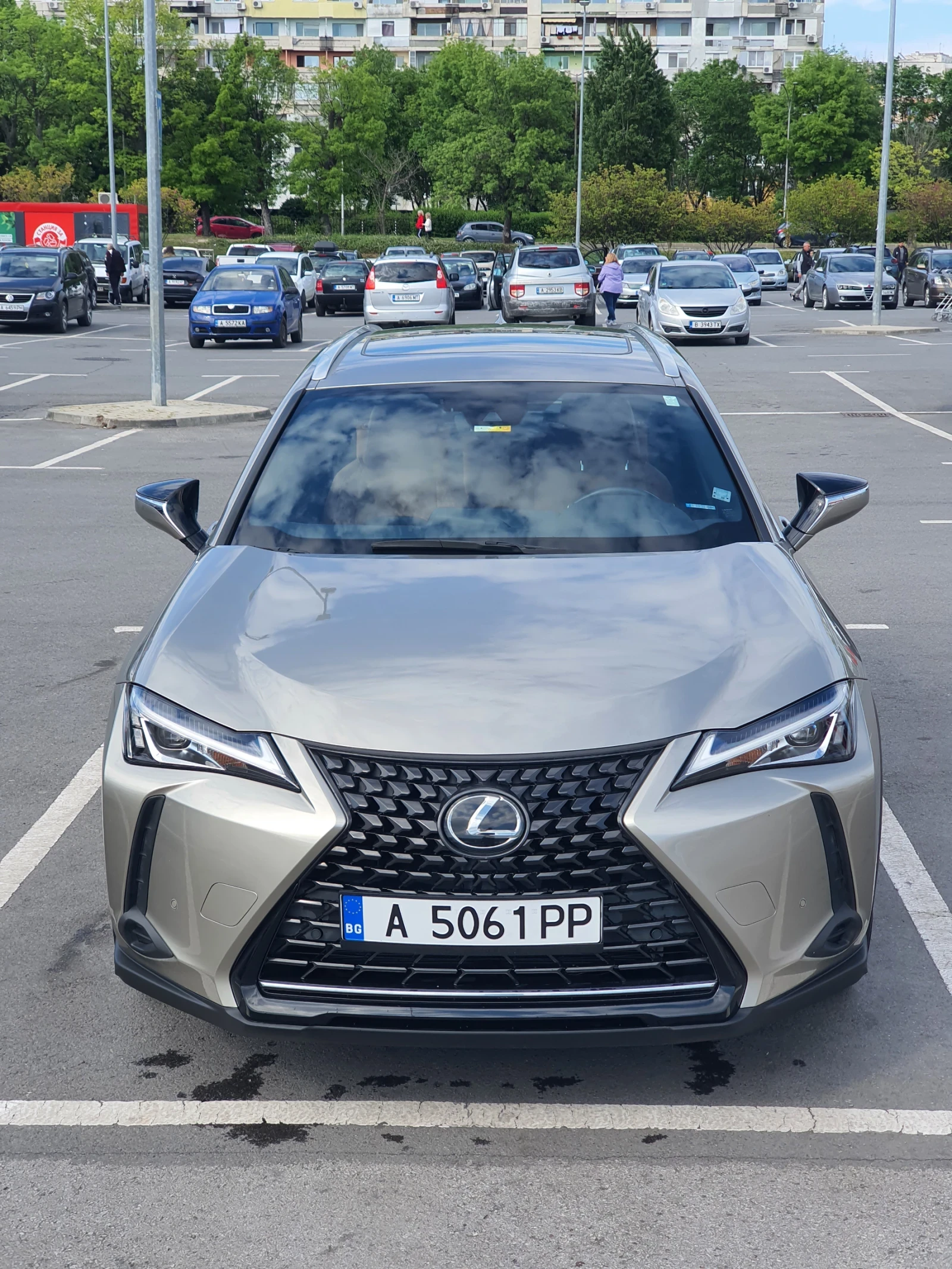 Lexus UX 200  - изображение 8