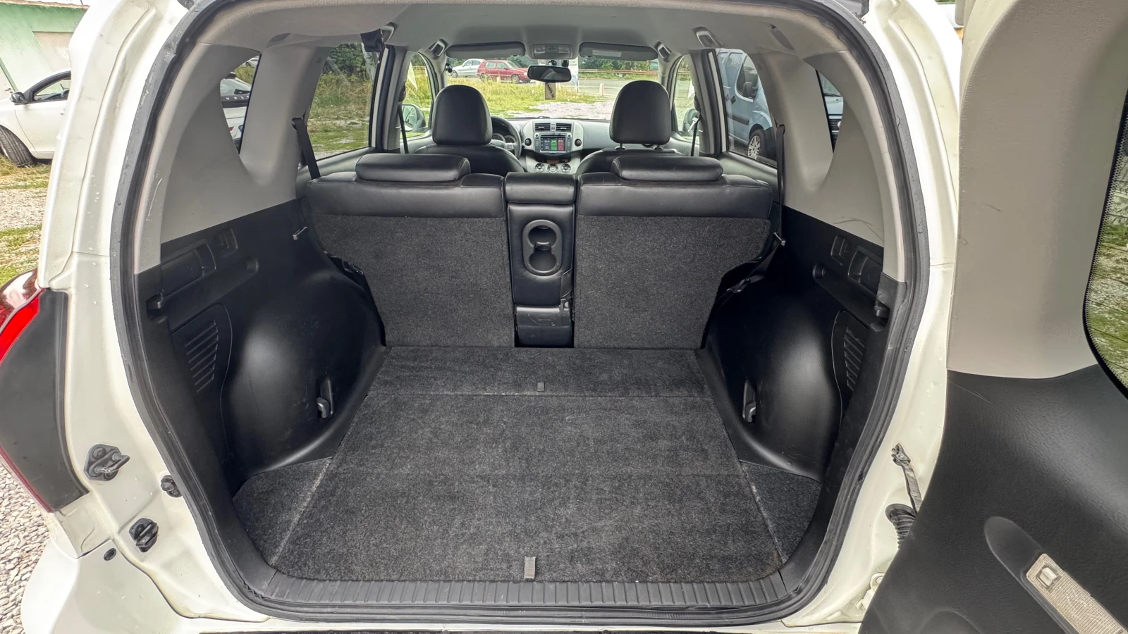 Toyota Rav4 2.2 D4d crossover Luxury  | Mobile.bg   15